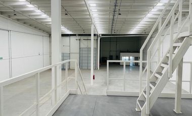 Bodega industrial en venta 700m2  cerca del Parque Industrial Querétaro GPS