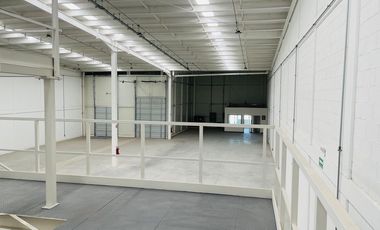 Bodega industrial en venta 700m2  cerca del Parque Industrial Querétaro GPS