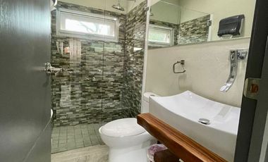CASA EN VENTA EN CIUDAD  BUGAMBILIAS