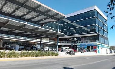 Oportunidad de Inversión!/ 2 Locales Vta/Plaza La Reserva- Campanario