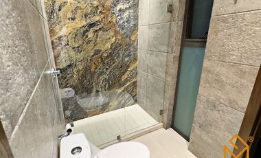 Casa en Venta en Parque Virreyes de lujo con alberca (Recorrido Virtual).