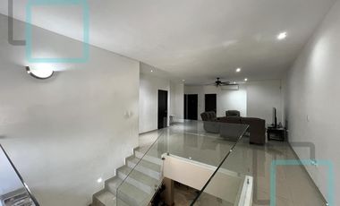 CASA EN VENTA COLONIA CUAUHTÉMOC ZONA SAN NICOLAS DE LOS GARZA