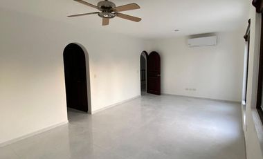 Casa en  RENYA Y VENTA
