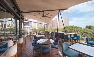 LOCAL EN AVENIDA BALBOA  CON ROOFTOP 339M2