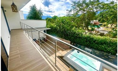 Venta casa finca de 2 niveles en unidad cerrada en Sopetran, Antioquia