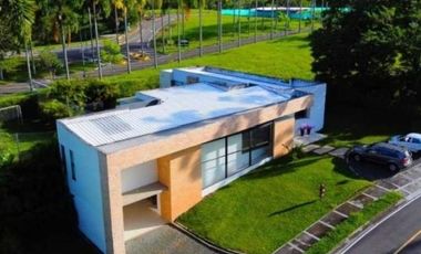 Casa campestre en condominio para arriendo en Cerritos,Pereira!!!