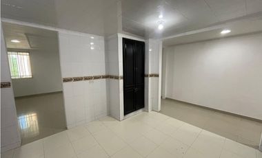 Se arrienda apartamento en barrio Jardín- Santa Marta