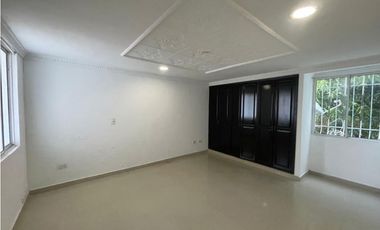 Se arrienda apartamento en barrio Jardín- Santa Marta