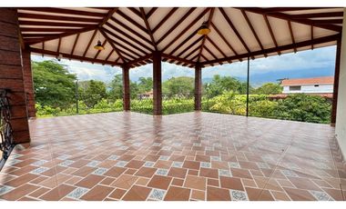 Finca nueva en venta / permuta en parcelación - Santa Elena El Cerrito