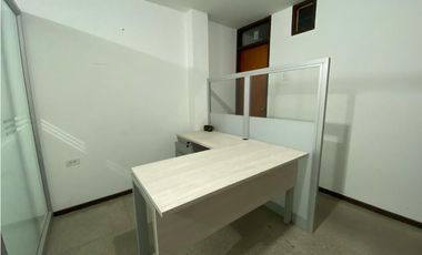 SE ARRIENDA OFICINA EN EL CENTRO HISTÓRICO, SANTA MARTA