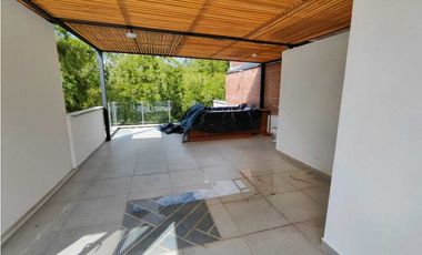 Hermosa Casa Envig El Atravesado 400m2 💰2350 Mill