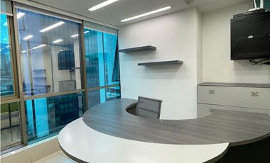 Oficina en Arriendo Milla de Oro Medellín
