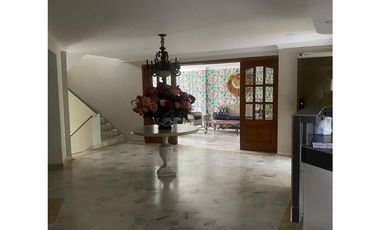 APARTAMENTO AVENIDA LA TOMA