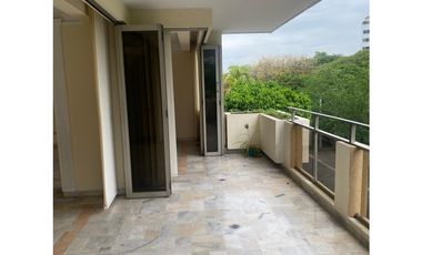 APARTAMENTO AVENIDA LA TOMA