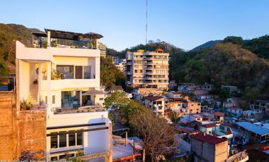 Casa Adan