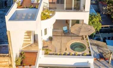 Casa Adan