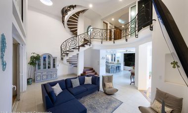 Casa Adan