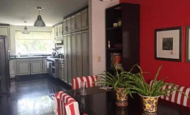 Muy buena casa en Lomas Altas