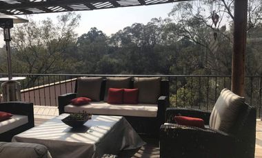 Muy buena casa en Lomas Altas