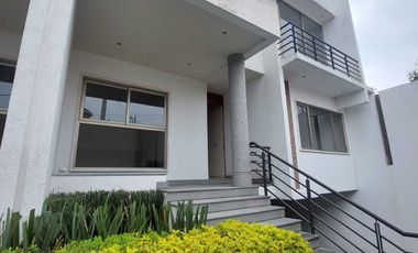 En venta casa en San Jerónimo Aculco.