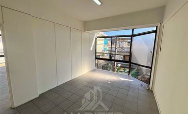 Oficina en Arriendo en COD38510 Oficina con Excelente Ubicación y Gran Visibilidad en Centro de Temuco
