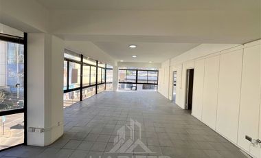 Oficina en Arriendo en COD38510 Oficina con Excelente Ubicación y Gran Visibilidad en Centro de Temuco