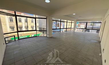Oficina en Arriendo en COD38510 Oficina con Excelente Ubicación y Gran Visibilidad en Centro de Temuco