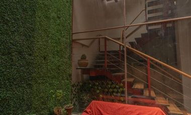 Sitio en Venta en Huerfanos, Amunategui/ SE VENDE EXCELENTE local comercial, restaurant con patentes y equipamiento, Negocio totalmente activo