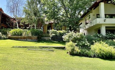 Casa en Venta en Camino el Mirador / Av Alto Nogales