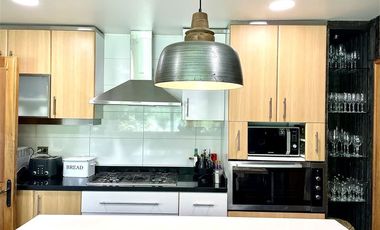 Casa en Venta en Camino el Mirador / Av Alto Nogales