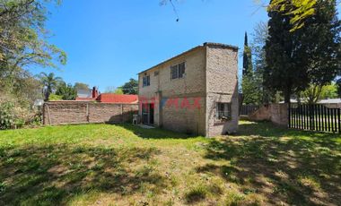 Casaquinta 3 amb Venta La Reja lote 1800m2, pileta