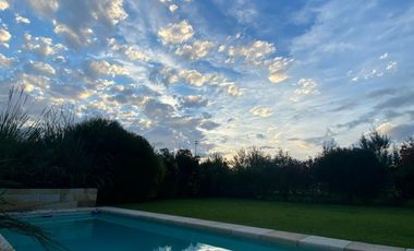 Alquiler de casa en el Barrio de Santa Juana amoblada -Canning