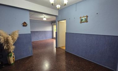 DEPARTAMENTO CÉNTRICO EN VENTA - APTO CRÉDITO HIPOTECARIO-.