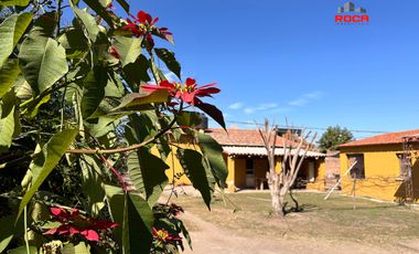 Casa en Venta en El Carmen,  a solo una Cuadra de la Plaza Principal