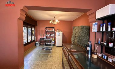 Casa en Venta en El Carmen,  a solo una Cuadra de la Plaza Principal