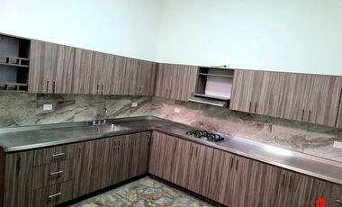 Casa-local en Arriendo Ubicado en Medellín Codigo 5924