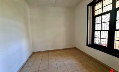 Casa-local en Arriendo Ubicado en Medellín Codigo 5924