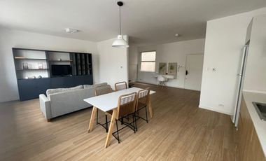 Departamento Duplex de Estilo Antiguo Totalmente reciclado a nuevo 2 dormitorios