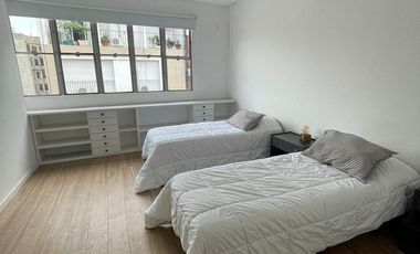 Departamento Duplex de Estilo Antiguo Totalmente reciclado a nuevo 2 dormitorios