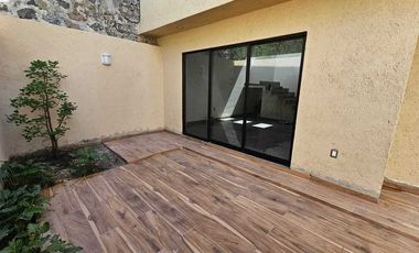 Venta de casa nueva en Cumbres del Cimatario con recamara en PB