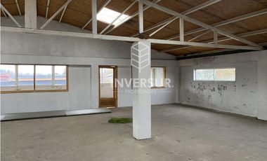 ARRIENDO LOCAL COMERCIAL 750 MTS RIO BUENO