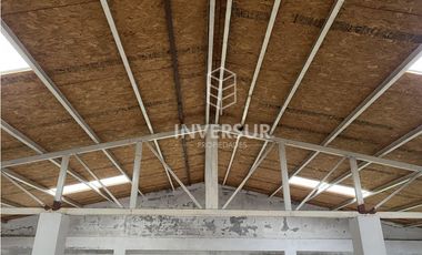 ARRIENDO LOCAL COMERCIAL 750 MTS RIO BUENO