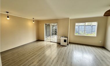 CASA TIPO TOWHOUSE EN CONDOMINIO DE VALDIVIA (REBAJADA)