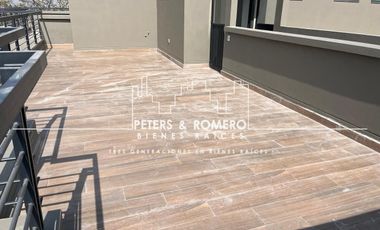Gardenhouse con terraza Residencial Alegria 138m2 Av Bosques 151