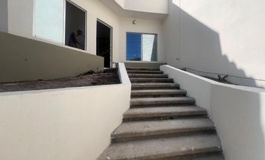 CASA EN RENTA EN FRACCIONAMIENTO COLINAS DEL SUR