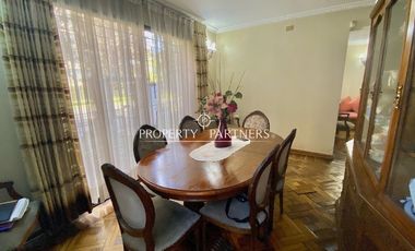 Estupenda casa con gran terreno