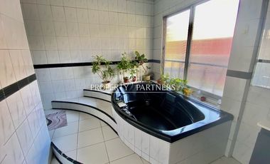 Estupenda casa con gran terreno