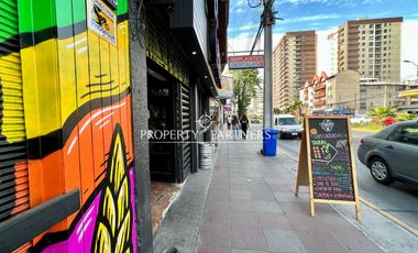 Local comercial operativo, salida metro Ciudad del Niño