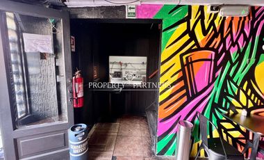 Local comercial operativo, salida metro Ciudad del Niño