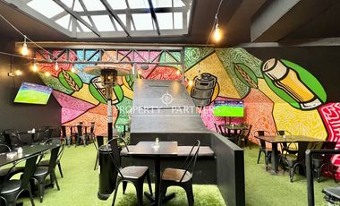 Local comercial operativo, salida metro Ciudad del Niño
